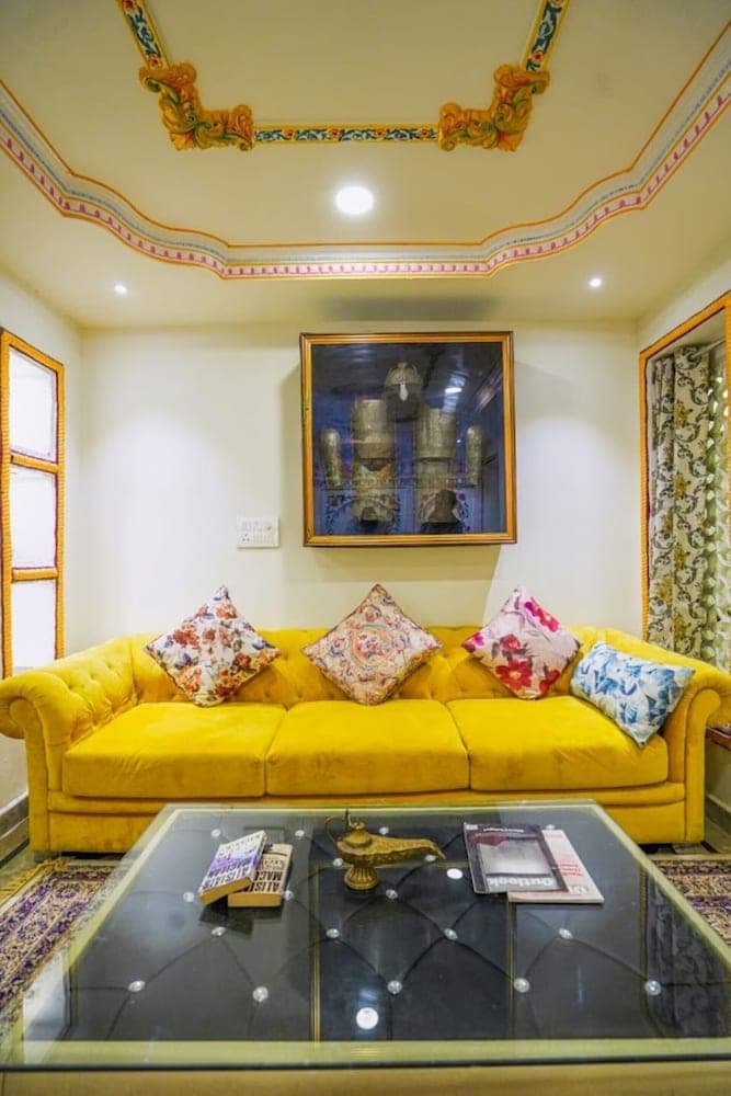 Royal Rafahiya Haveli Udaipur