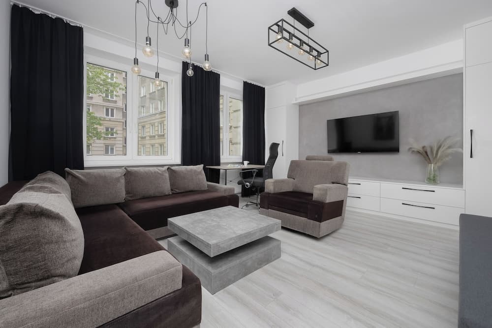 Elegant Apartment in Warsaw by Renters