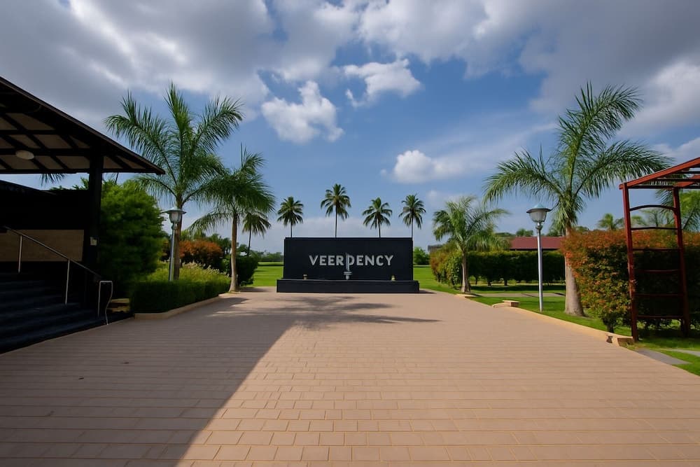 Konaklama yerinin ön cephesi