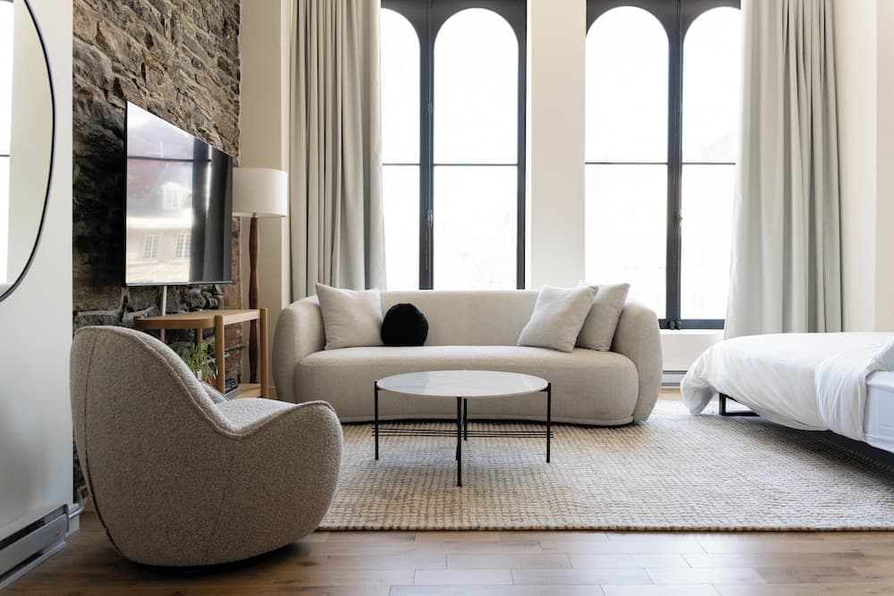 Maison Place Jacques-Cartier by Luxury In Transit