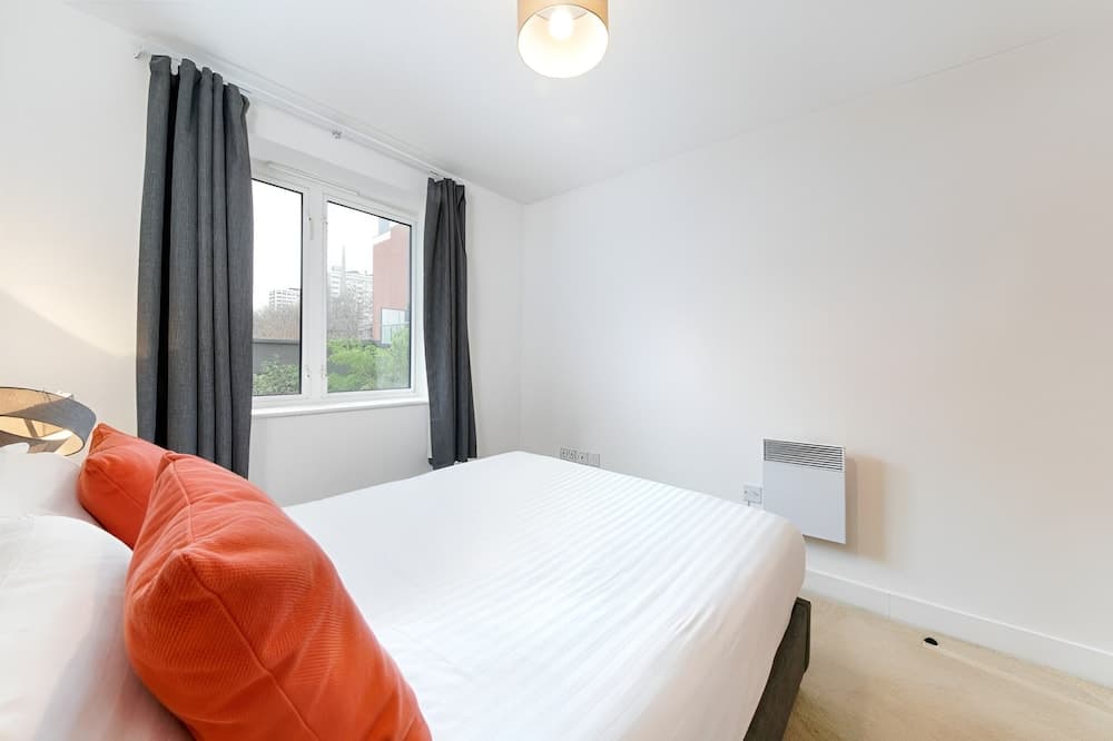 Still Life Clerkenwell Deluxe