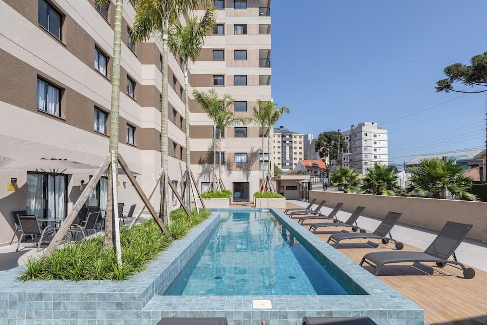 Roomo Curitiba One House Residencial