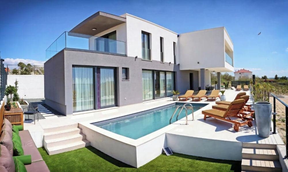 Villa Seabatical