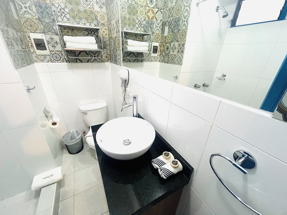 Rojas Plaza Boutique