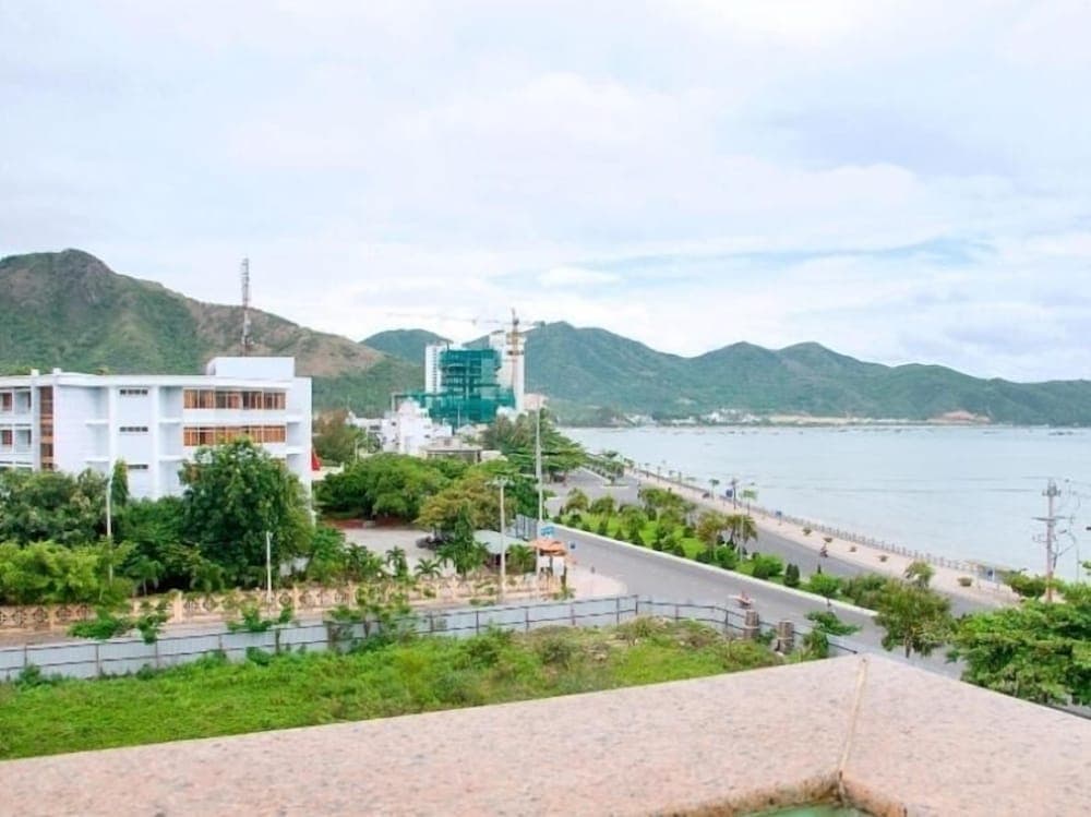 Blue Sea Hotel Nha Trang- by Bay Luxury