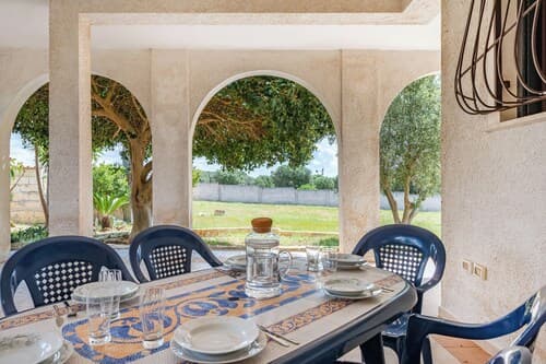 Villa Mattalia 500m From Sea