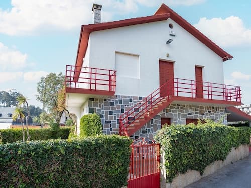 Holiday Home in Sanxenxo Near Beach