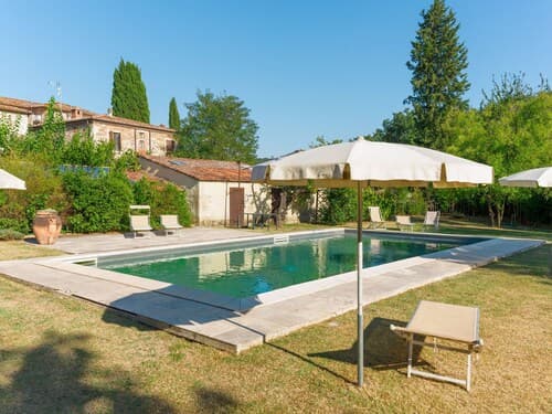 Nice Farmhouse in Asciano With Shared Pool