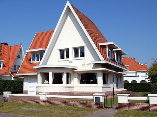 Villa in De Haan Near Beach With Sauna