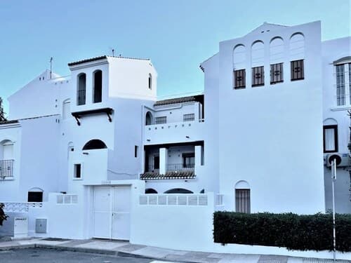Belvilla by OYO Pueblo Italia