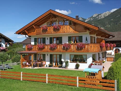 "karwendel" Modern Retreat