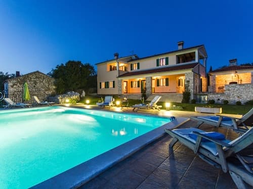 Villa Albina Comfortable Holiday Residence