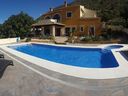 in the Finca Caroline