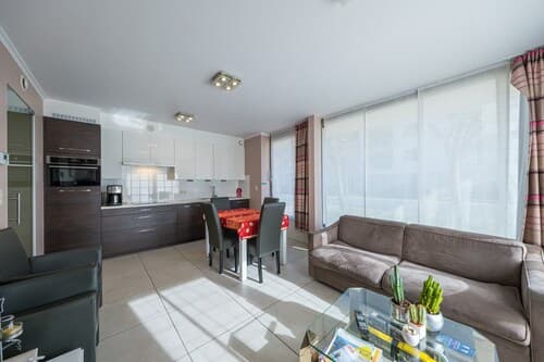 Apartment Within Walking Distance of the Beach