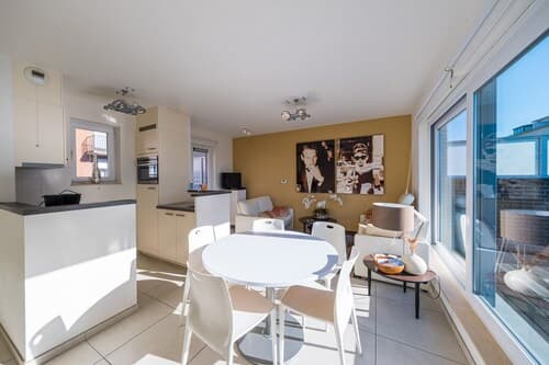 Exclusive Penthouse With 2 Sunny Terraces