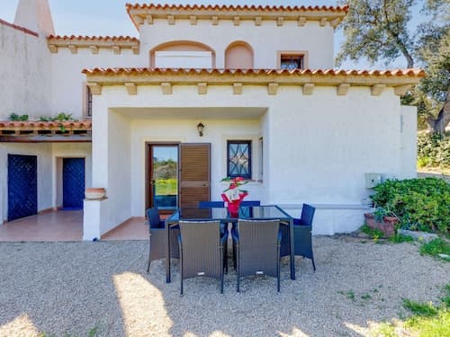 Pet-friendly Stay by Sciumara Beach