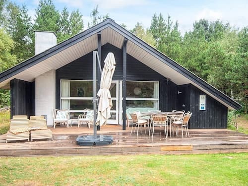 6 Person Holiday Home in Norre Nebel