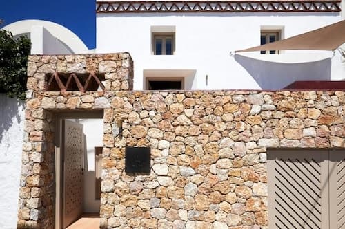 DOMUS HESTIA SUITES