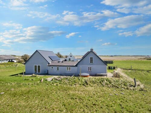 10 Person Holiday Home in Harboore