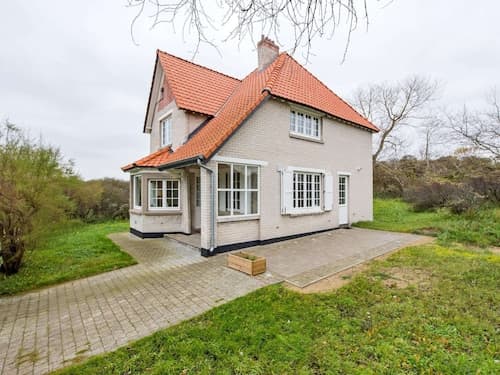Villa in Koksijde Near Hoge Blekker Dunes