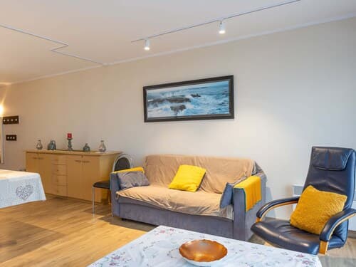 Charming Apartment Near the Beach
