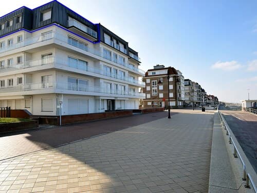 Apartment in De Haan Near the Beach
