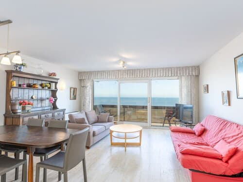 Bright Apartment on the 7th Floor