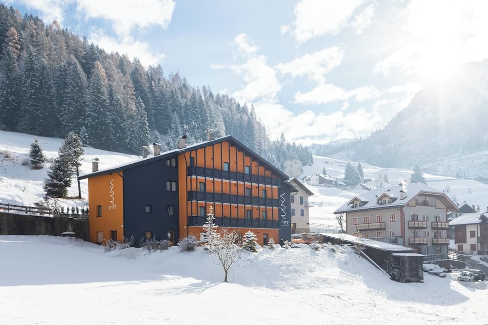 Kyrr Smart Mountain Retreat