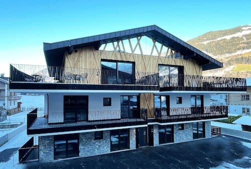 Chalet in Zillertal Near Ski Slopes & Whirlpool