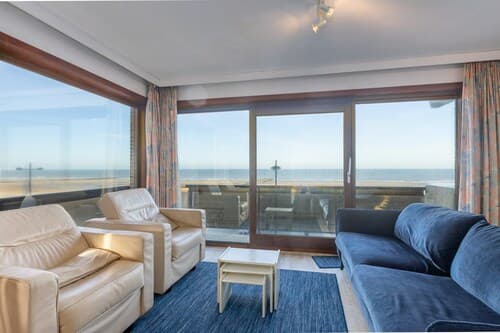 Apartment With Parking and Panoramic sea View