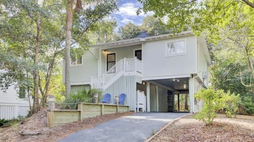 10 Sandcrab Court by Avantstay Beautiful Home w/ Deck, Walk to the Beach