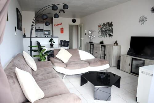 Apartment in Nieuwpoort With Garden