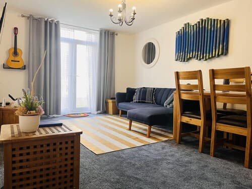 Beautiful 2 - Bed Apartment in Aylesbury