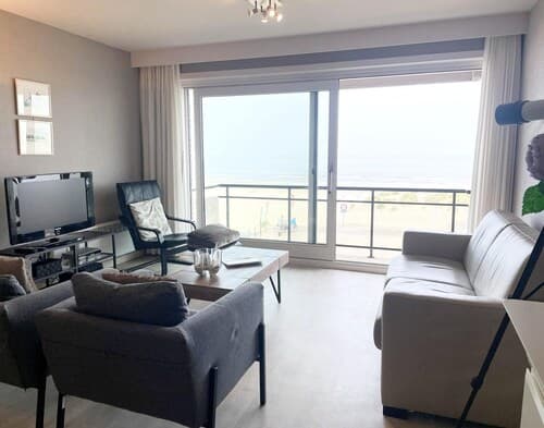 Apartment in Nieuwpoort by the Beach