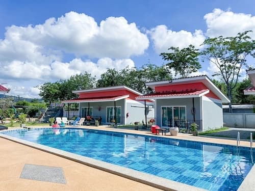 Patcharee Resort