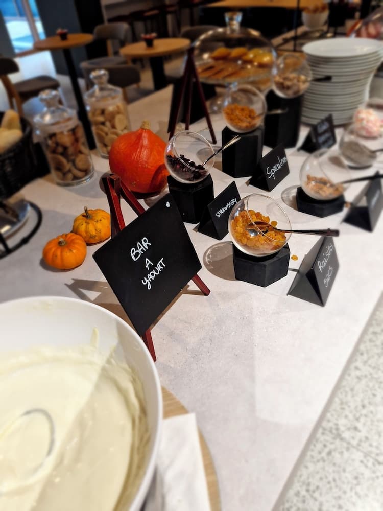 Akena Serris  Val d'Europe