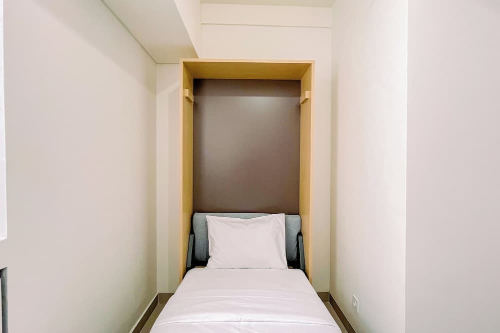 Nice Studio (No Kitchen) At Bandaraya - Tallasa City Makassar Apartment
