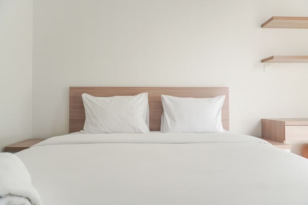 Modern Look And Homey Studio Apartment Amazana Serpong