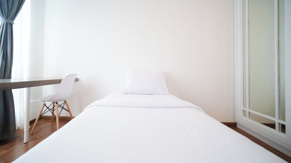 Minimalist And Restful 2Br At Grand Sungkono Lagoon Apartment