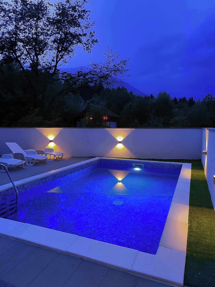 Villa Sara Vučjak