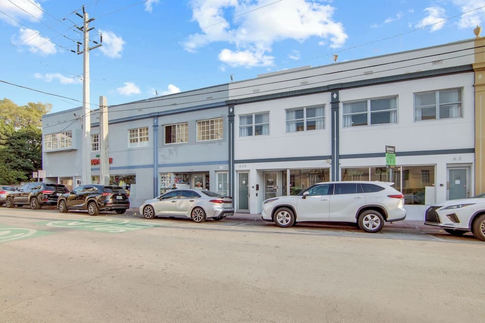 Comfy 1 B/R, Near Ocean Dr and Beach - South Beach