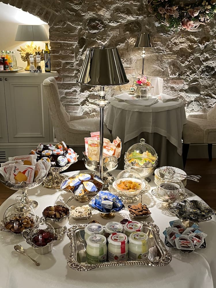 Açık büfe kahvaltı