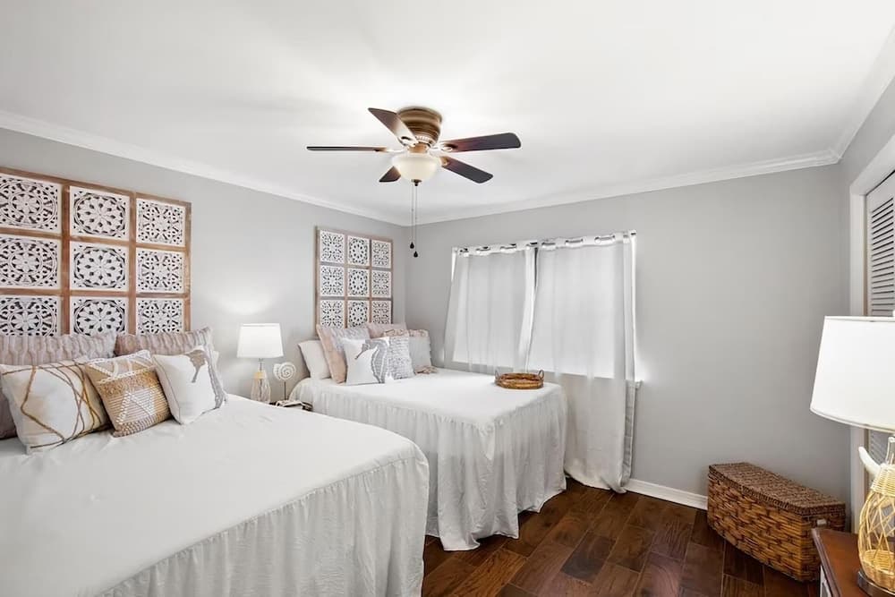 Portside Sg2- Seabreeze Townhome