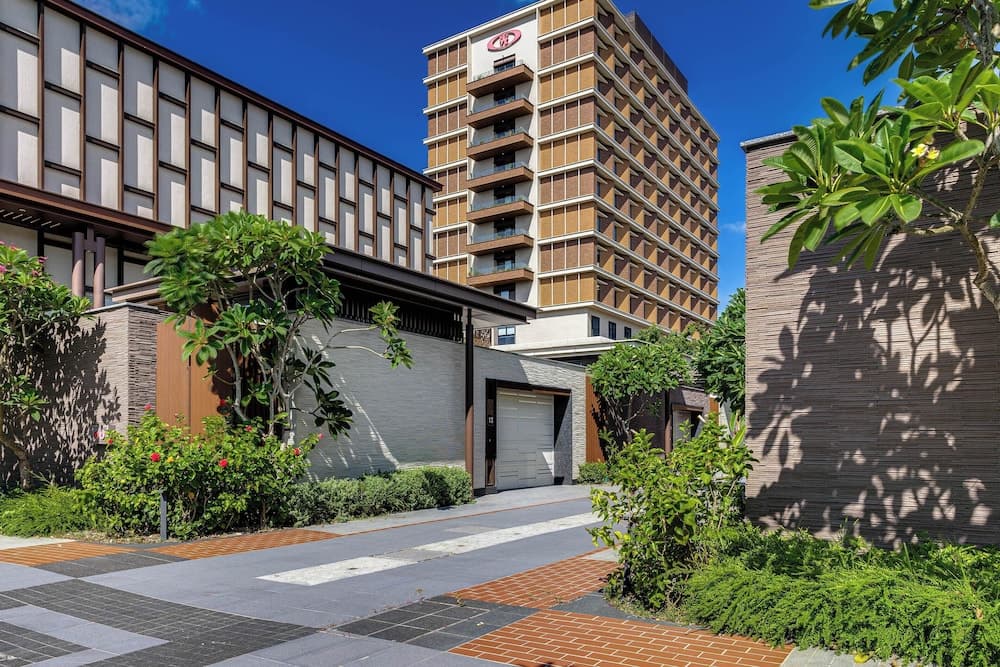 Boutech Wuri Village Hotel