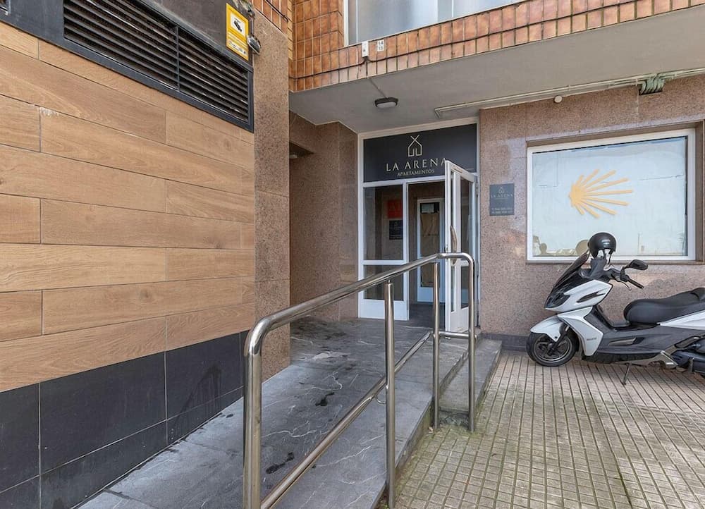 Apartamentos La Arena