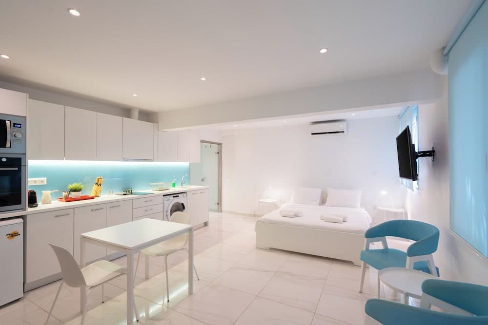 Cute and Convenient Studio in Athens