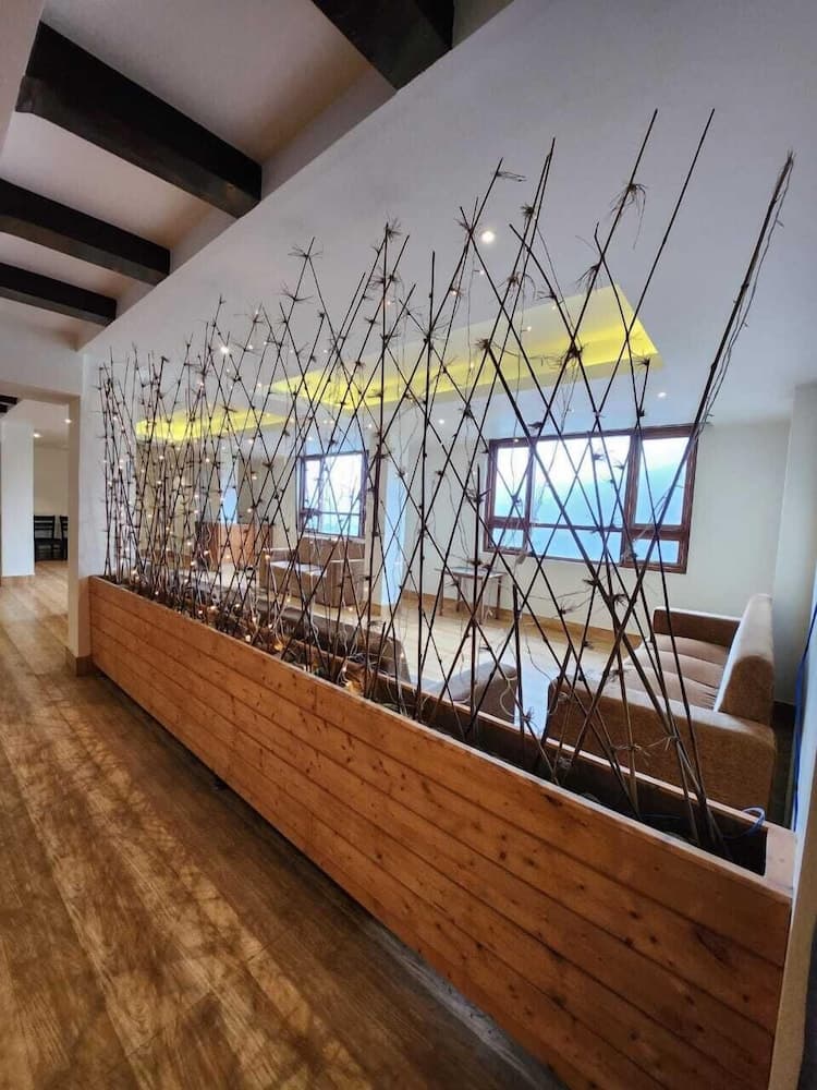 Lobi dinlenme salonu