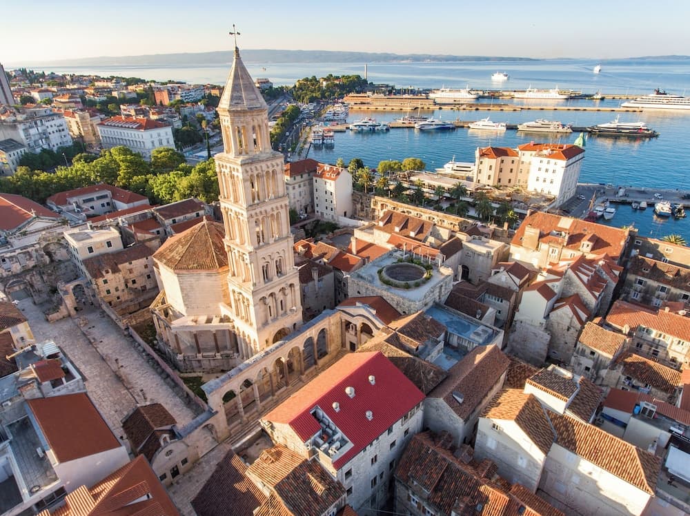 Royal Heritage Apartment in Split Center