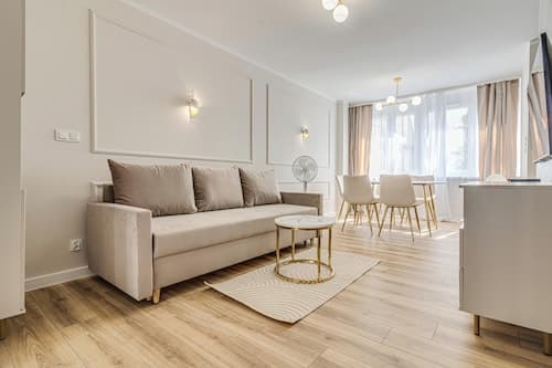 RentPlanet - Apartament Kuźnicza