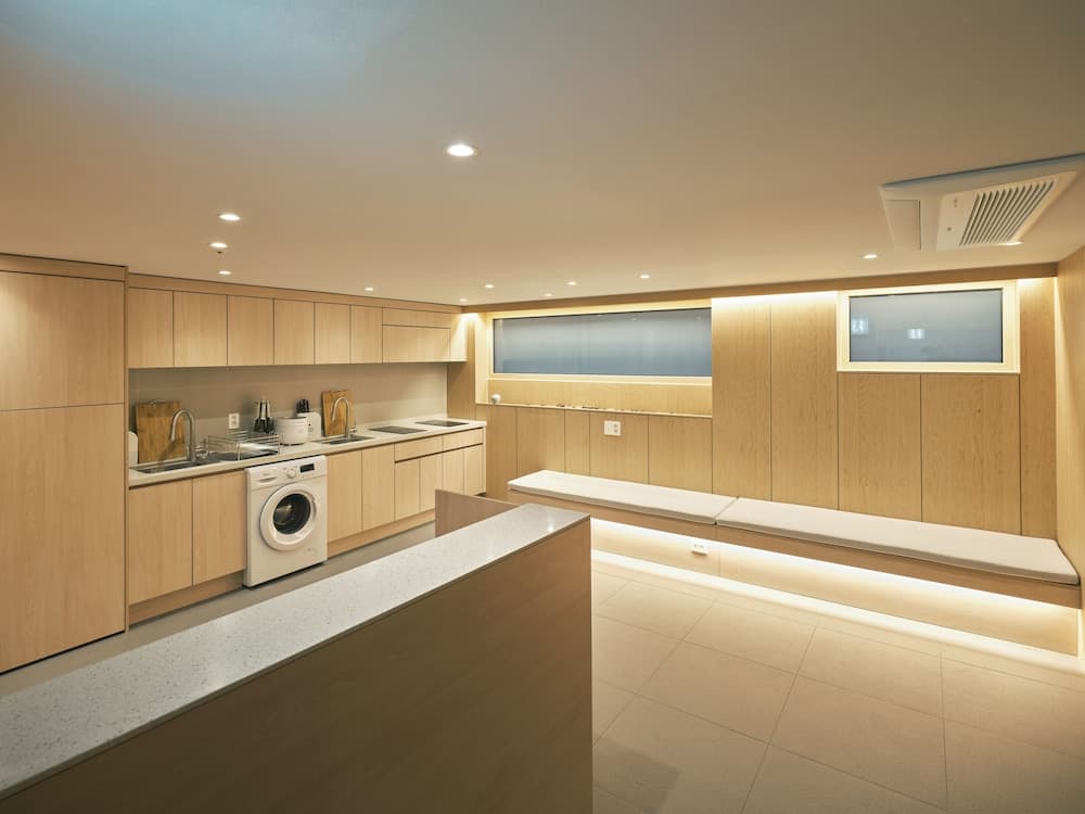 Lobi dinlenme salonu